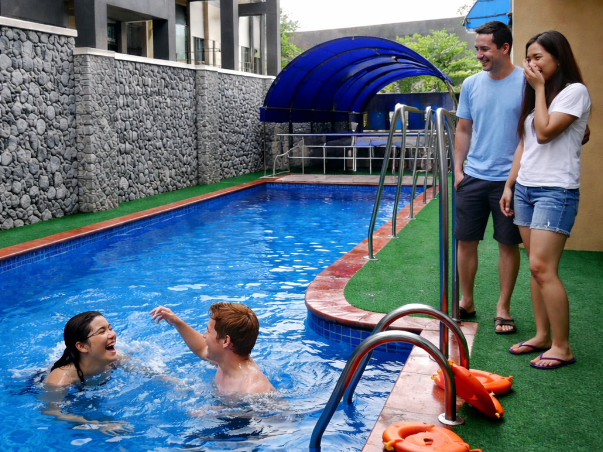 Swimming Pool — Degok Hotels